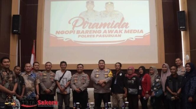 
					Menyambut Bulan Suci Ramadhan, Kapolres Pasuruan Gelar Ngopi Bareng Bersama Awak Media