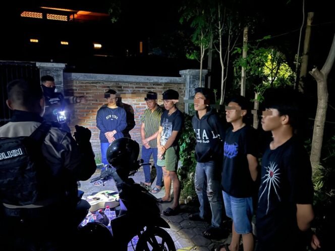 
					Patroli Perintis Presisi Polresta Banyuwangi Amankan Pemuda Diduga Pesta Miras