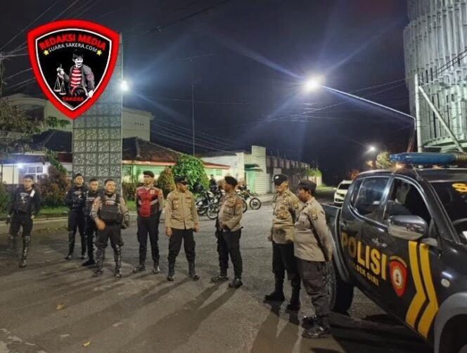 
					Polisi Gelar Patroli Skala Besar Ciptakan Kondusifitas Kamtibmas Cegah Aksi Premanisme di Banyuwangi