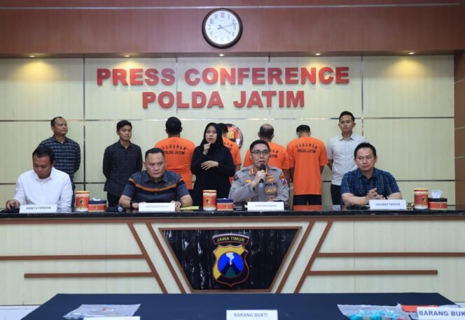 
					Polda Jatim Berhasil Bongkar Sindikat Pengoplos LPG Subsidi di Malang, 4 Orang Ditetapkan Sebagai Tersangka