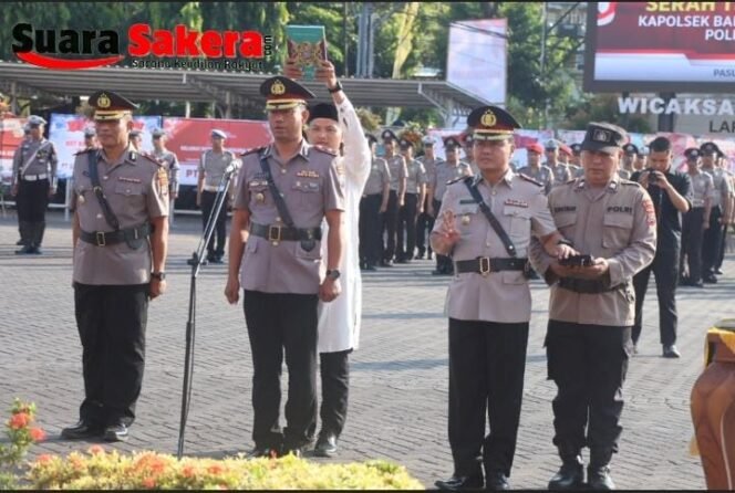 
					Polres Pasuruan Gelar Sertijab dan Kenaikan Pangkat 60 Anggota
